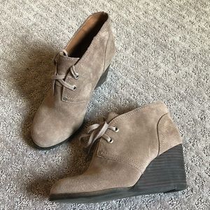 Lucky Brand Taupe Suede Wedge Booties